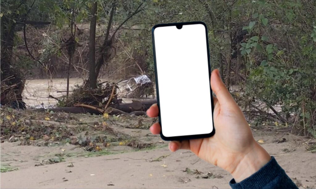 How much is a like worth? In Emilia-Romagna the carabinieri have to block selfies when the rivers are in flood