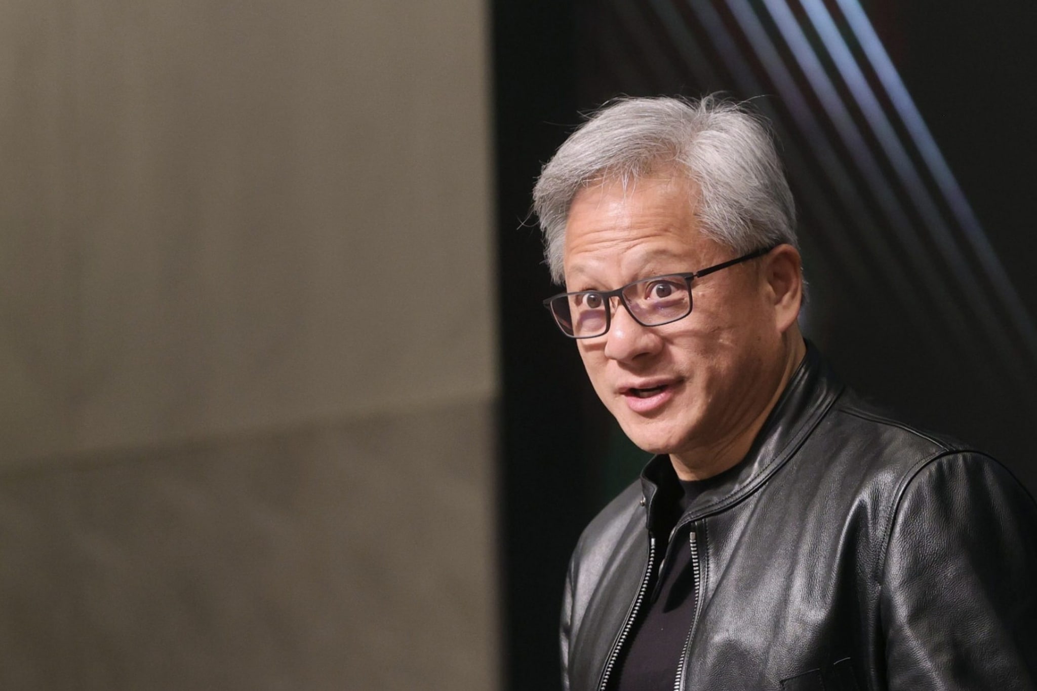 The cult of Jensen Huang, Steve Jobs' new heir: now his Nvidia wants a future of AI Agents