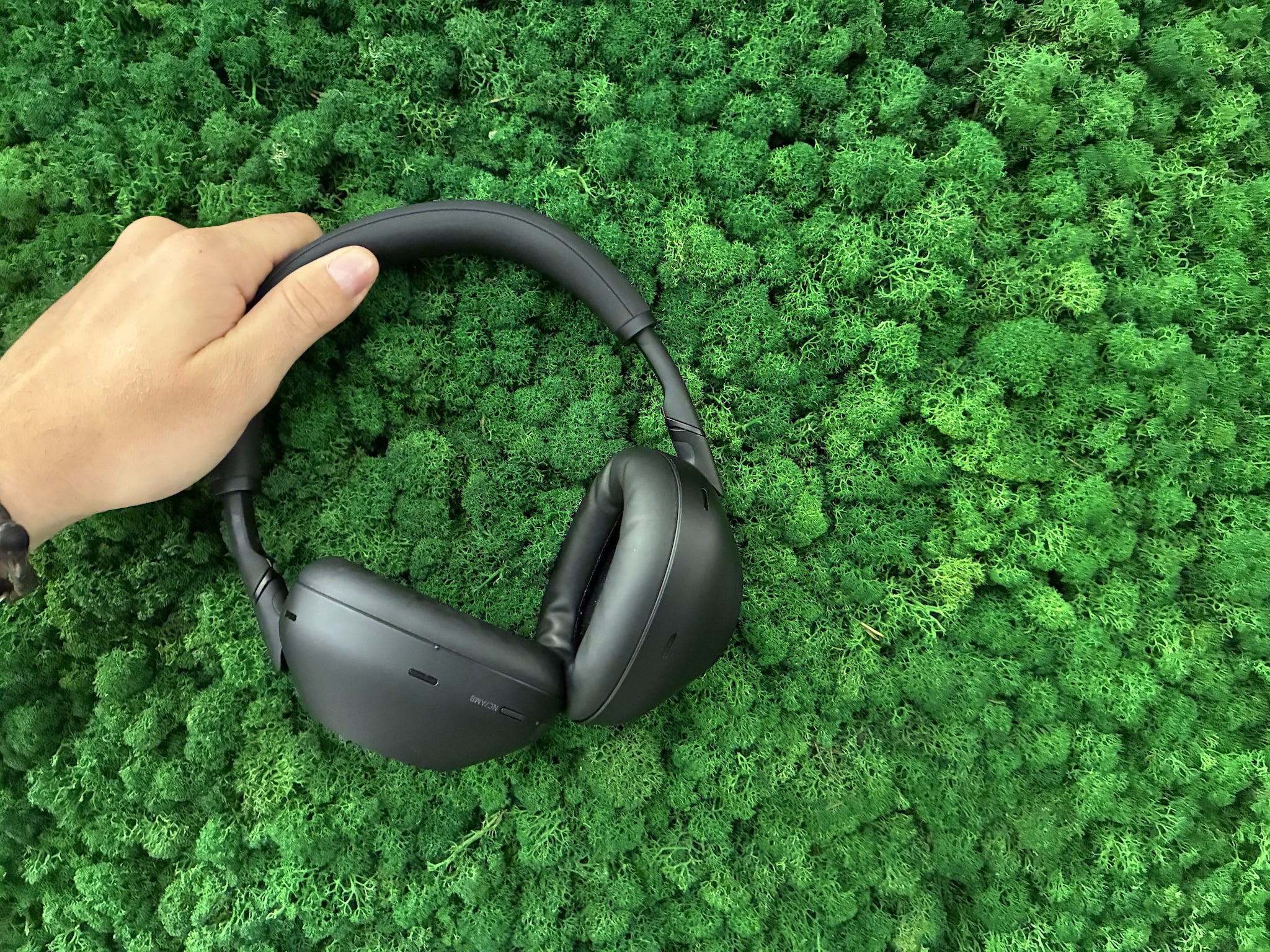 After three years Sony launches a new model of premium headphones: we tried the WH-1000XM6