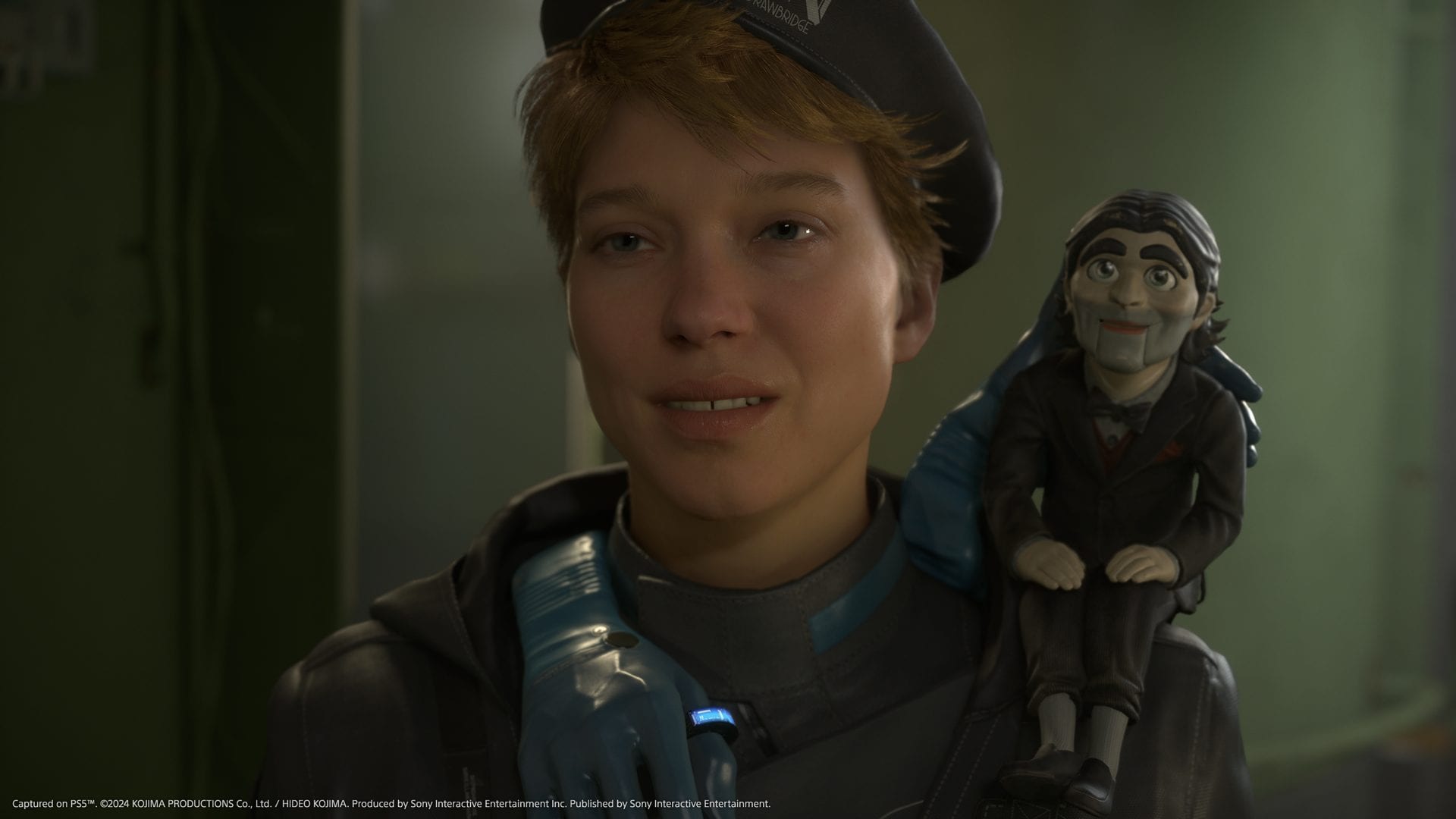 Death Stranding 2 | The characters of Fragile and Dollman. In general, the cast of characters is broad and counts star of the caliber of George Miller, Elle Fanning, Alissa Jung, Luca Marinelli and many others.