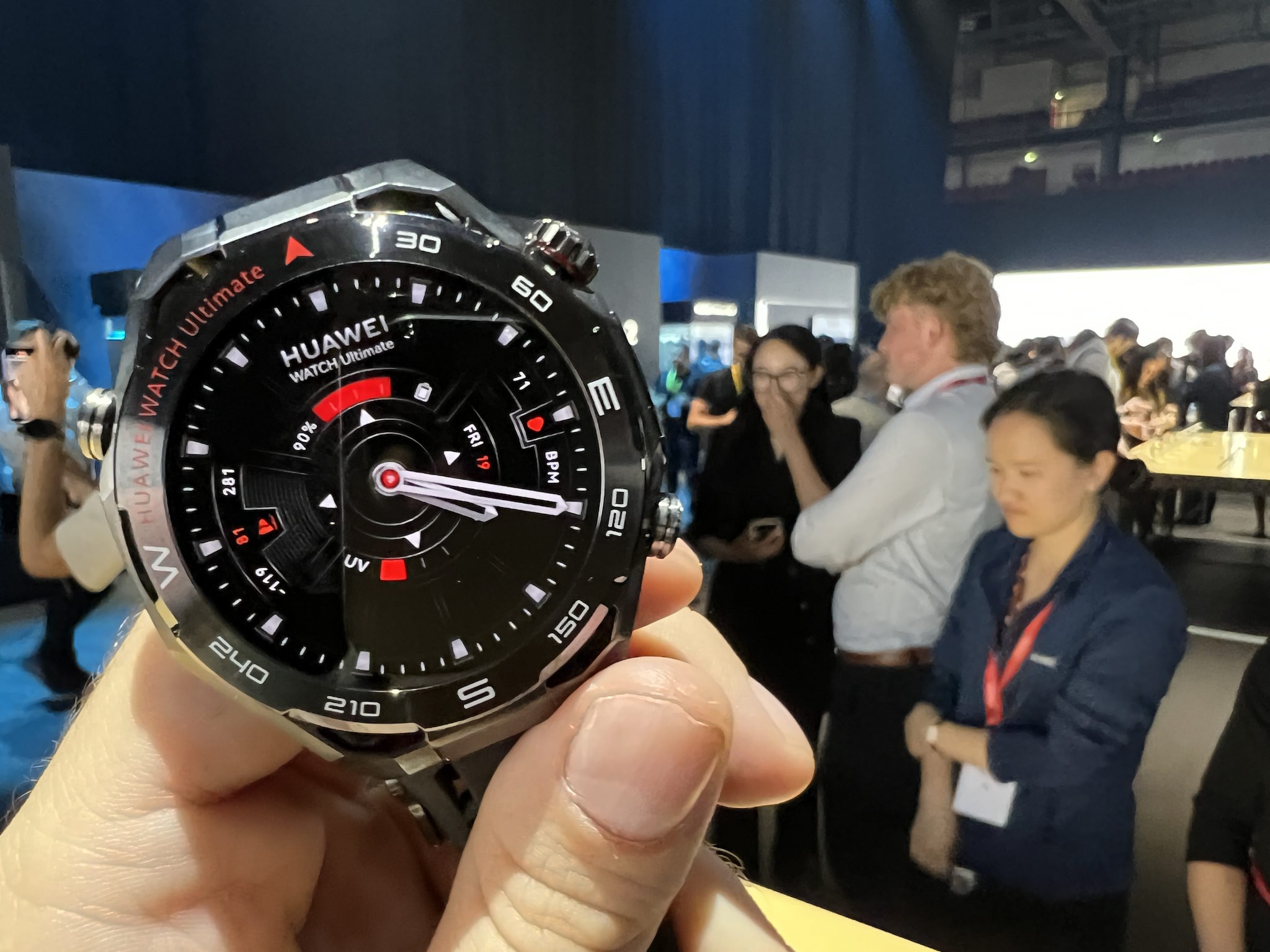 Fanpage | Huawei Watch Ultimate 2