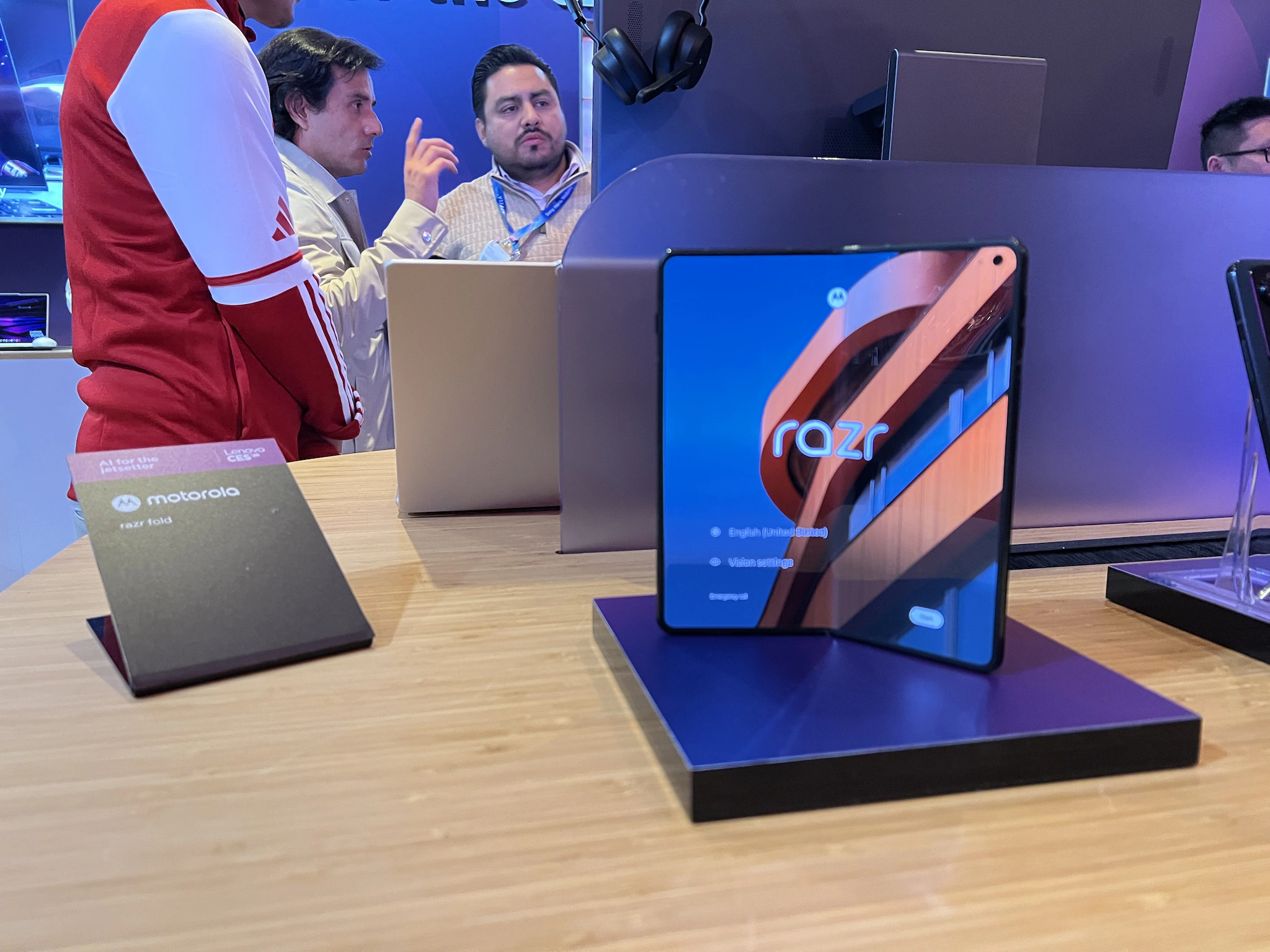 photos of the Razr Fold