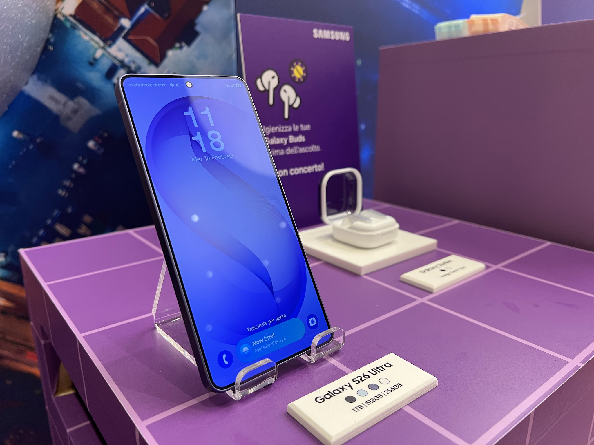 FANPAGE.IT | The new Samsung Galaxy S26 smartphone