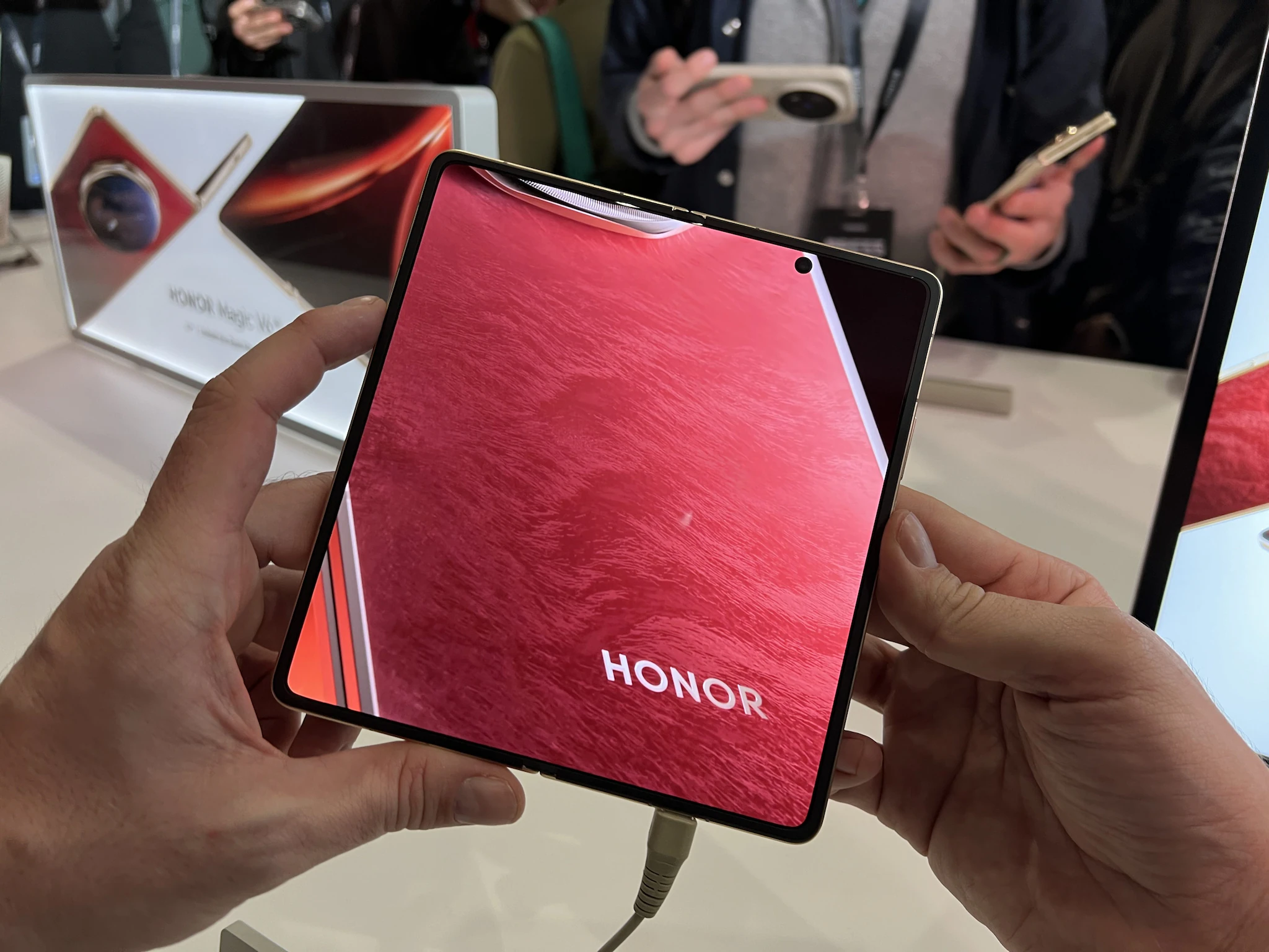 FANPAGE.IT | Honor Magic V6