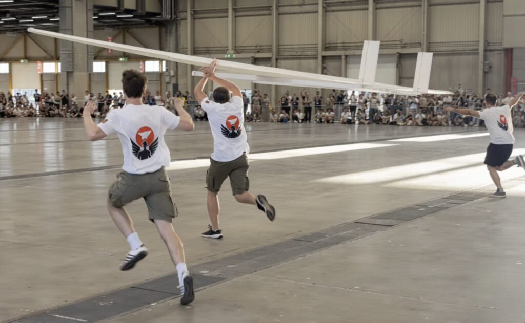 The launch of the world's largest paper airplane: the Italian story of the Icarus Project
