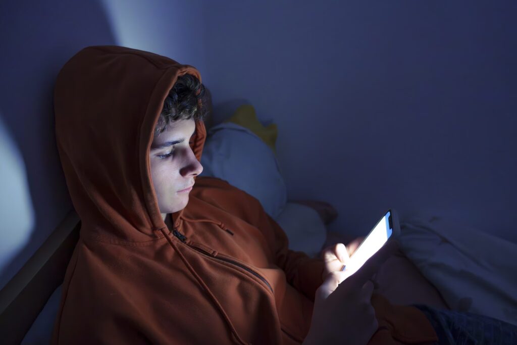 France has also raised the minimum age for using social media: 15, in Italy it starts from 13