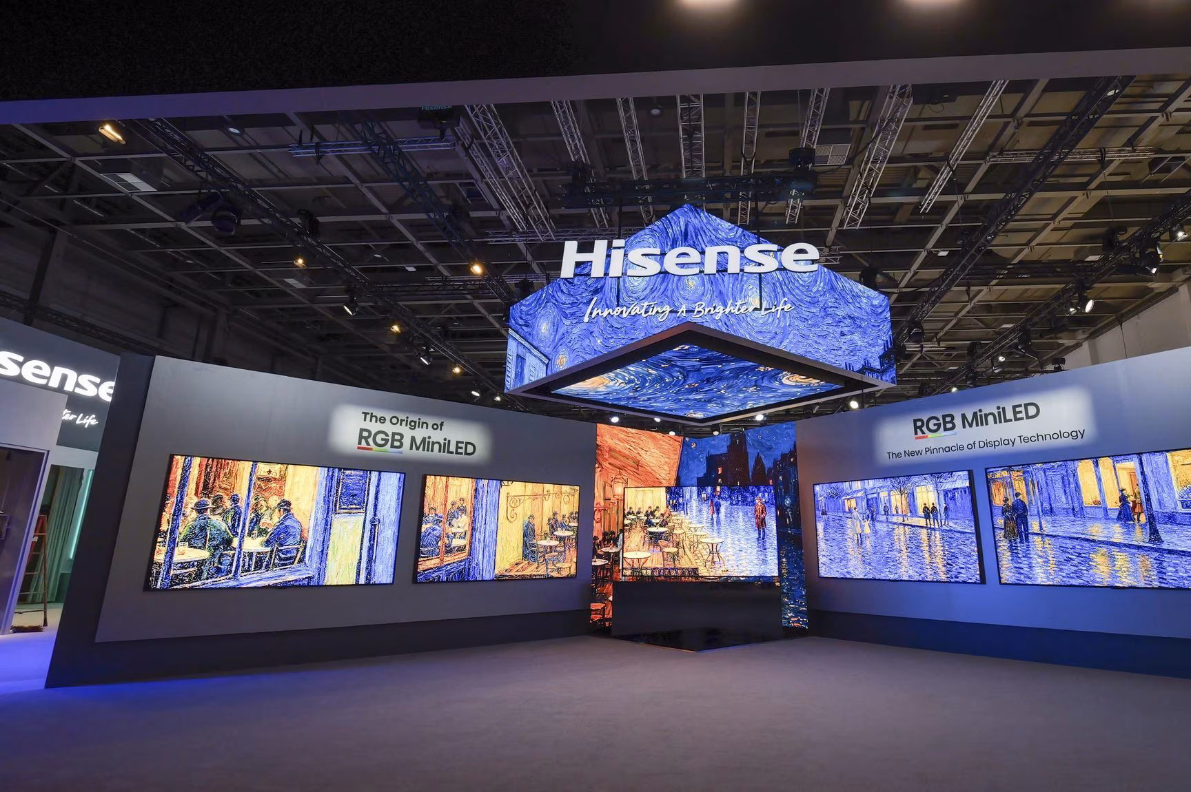The fridge tells us to cook pasta, the washing machine prepares for sauce stains: Hisense unveils V AIOS